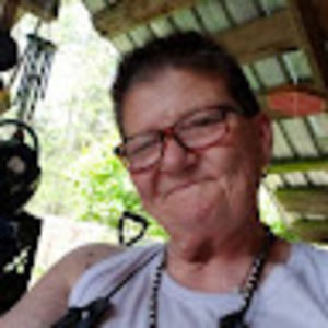 Meet your Posher, Denise